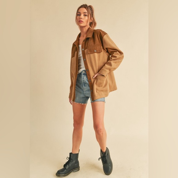 Aemi + Co Two Tone Button Up Jacket with Pockets 10010068426 - Picture 5 of 5